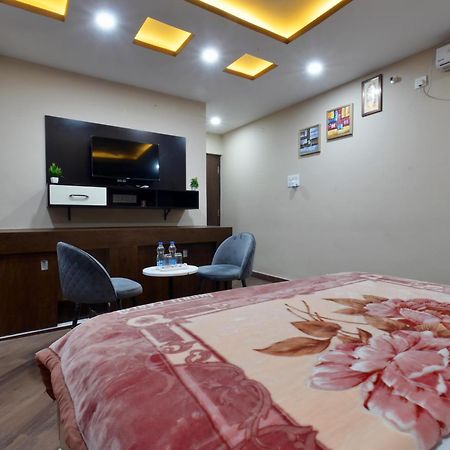 פאטנה Hotel Lilac Doors מראה חיצוני תמונה