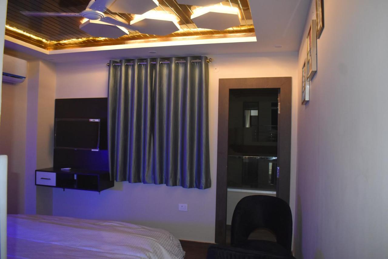 פאטנה Hotel Lilac Doors מראה חיצוני תמונה