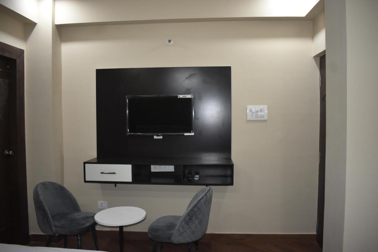 פאטנה Hotel Lilac Doors מראה חיצוני תמונה