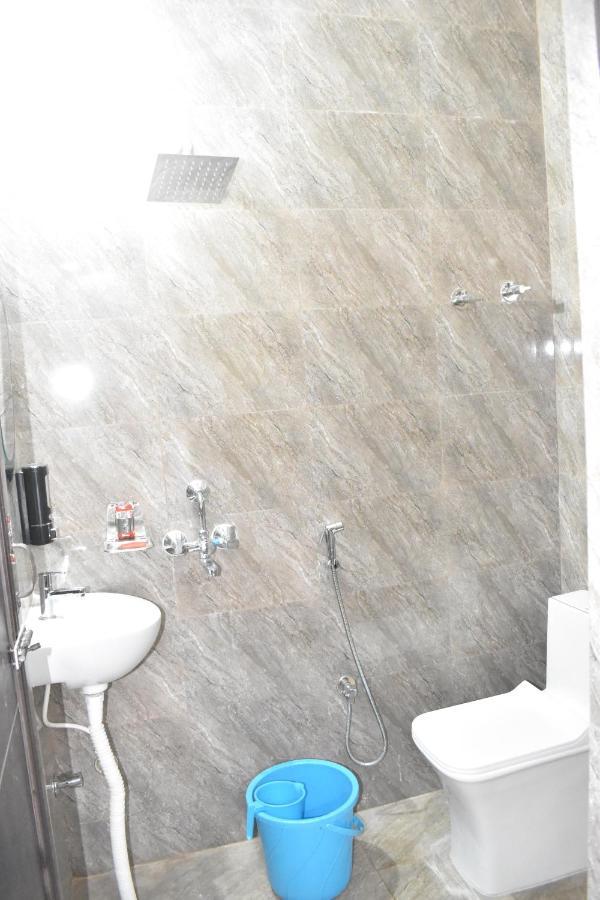 פאטנה Hotel Lilac Doors מראה חיצוני תמונה