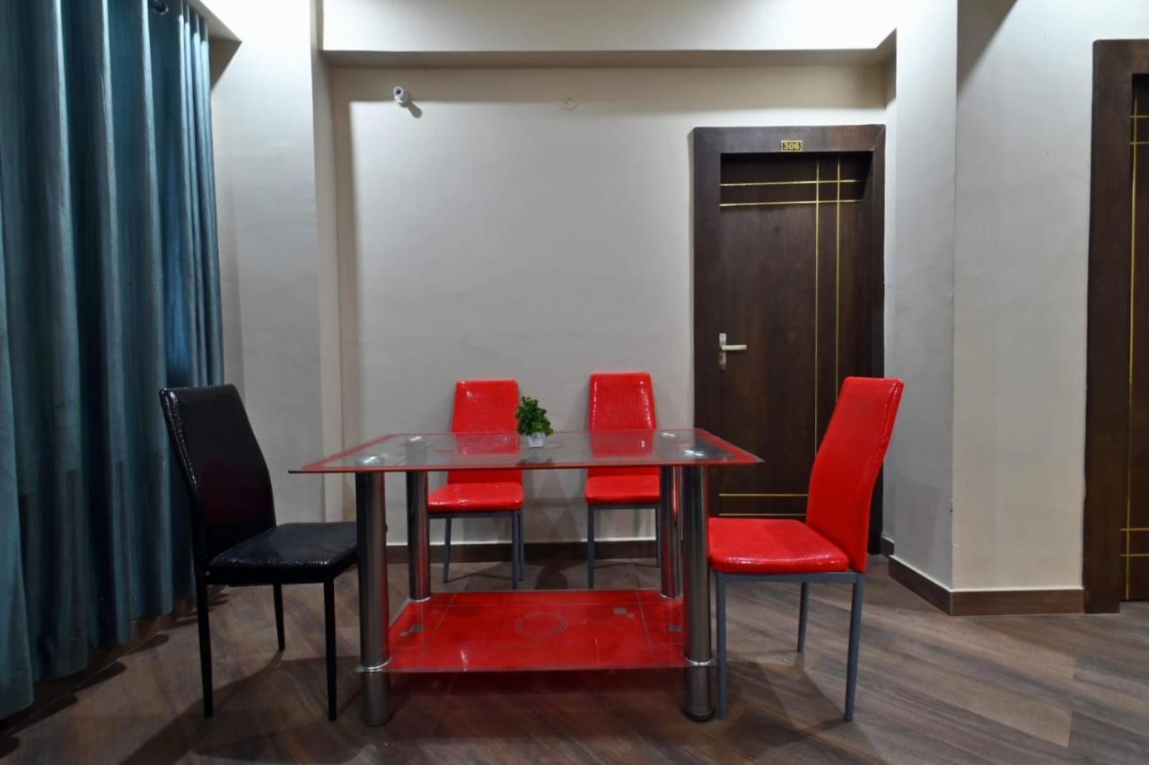 פאטנה Hotel Lilac Doors מראה חיצוני תמונה
