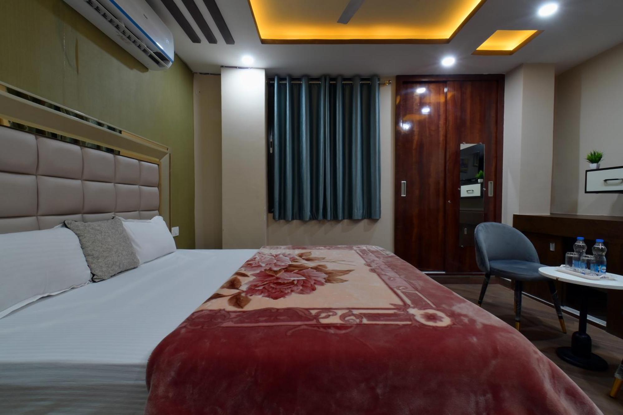פאטנה Hotel Lilac Doors מראה חיצוני תמונה