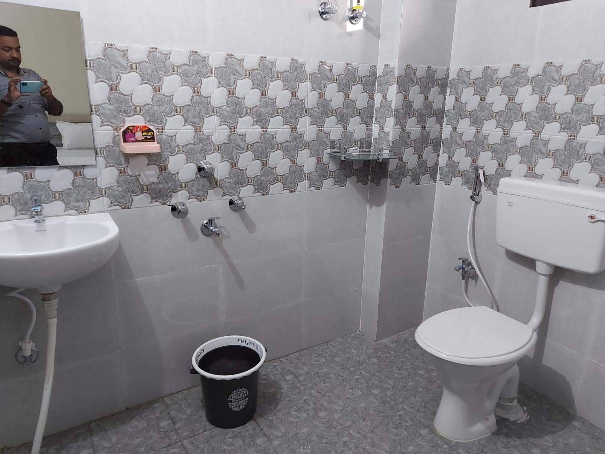 פאטנה Hotel Lilac Doors מראה חיצוני תמונה